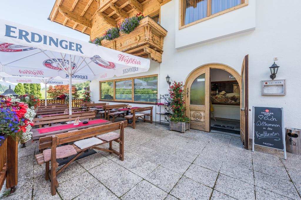 Hotel Kuenstleralm Kaprun Eksteriør billede